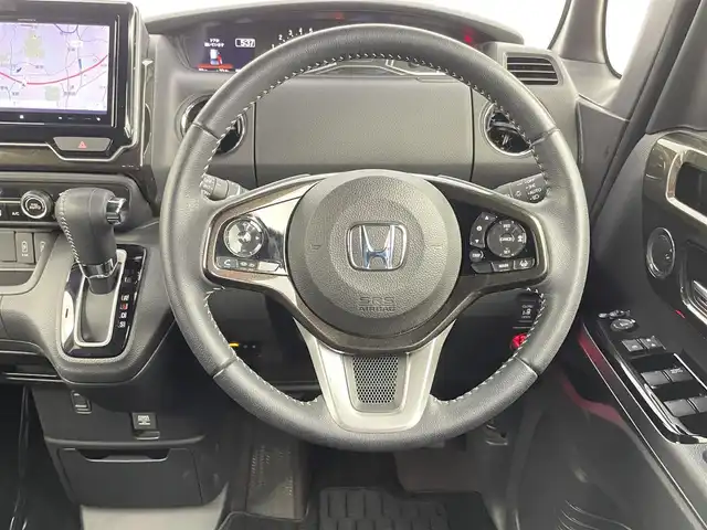 ホンダ Ｎ ＢＯＸ カスタム G L ターボ ホンダセンシング 千葉県 2020(令2)年 3.7万km ブリリアントスポーティブルーメタリック2トーン 禁煙車/Honda SENSING/・衝突軽減ブレーキ/・誤発進抑制機能/・路外逸脱抑制機能/・車線維持支援システム/・アダプティブクルーズコントロール/両側パワースライドドア/社外8インチナビ/CD/DVD/Bluetooth/フルセグTV/バックカメラ/レーダークルーズコントロール/LEDオートライト/ハーフレザーシート/シートヒーター/純正15インチアルミホイール/純正フロアマット/パドルシフト/アイドリングストップ/オートエアコン/USBポート/プッシュスタート/スマートキー