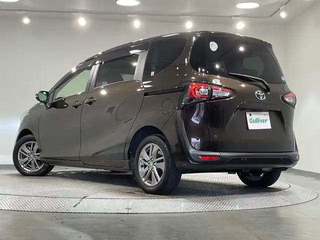 トヨタ シエンタ G クエロ 愛知県 2021(令3)年 4万km ヴィンテージブラウンパールクリスタルシャイン 純正ナビ(NSZT-W68T)/(AM/FM/DISC/フルセグTV/SD/Bluetooth/HDMI/USB)/純正フリップダウンモニター　/パノラミックビューモニター　/両側パワースライドドア　/トヨタセーフティセンス　/　　-プリクラッシュセーフティ/　　-レーンディパーチャーアラート/　　-オートマチックハイビーム/シートヒーター　/ビルトインETC/ＬＥＤヘッドライト/LEDフォグランプ　/ドライブレコーダー　/ステアリングヒーター　/クリアランスソナー/USB/HDMI端子/アイドリングストップ