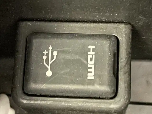 トヨタ シエンタ G クエロ 愛知県 2021(令3)年 4万km ヴィンテージブラウンパールクリスタルシャイン 純正ナビ(NSZT-W68T)/(AM/FM/DISC/フルセグTV/SD/Bluetooth/HDMI/USB)/純正フリップダウンモニター　/パノラミックビューモニター　/両側パワースライドドア　/トヨタセーフティセンス　/　　-プリクラッシュセーフティ/　　-レーンディパーチャーアラート/　　-オートマチックハイビーム/シートヒーター　/ビルトインETC/ＬＥＤヘッドライト/LEDフォグランプ　/ドライブレコーダー　/ステアリングヒーター　/クリアランスソナー/USB/HDMI端子/アイドリングストップ