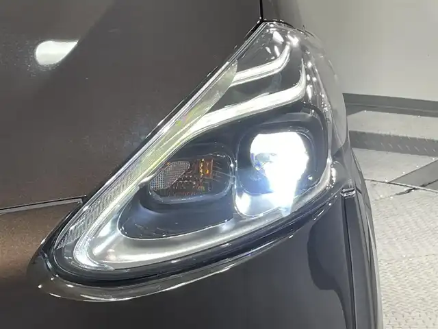 トヨタ シエンタ G クエロ 愛知県 2021(令3)年 4万km ヴィンテージブラウンパールクリスタルシャイン 純正ナビ(NSZT-W68T)/(AM/FM/DISC/フルセグTV/SD/Bluetooth/HDMI/USB)/純正フリップダウンモニター　/パノラミックビューモニター　/両側パワースライドドア　/トヨタセーフティセンス　/　　-プリクラッシュセーフティ/　　-レーンディパーチャーアラート/　　-オートマチックハイビーム/シートヒーター　/ビルトインETC/ＬＥＤヘッドライト/LEDフォグランプ　/ドライブレコーダー　/ステアリングヒーター　/クリアランスソナー/USB/HDMI端子/アイドリングストップ