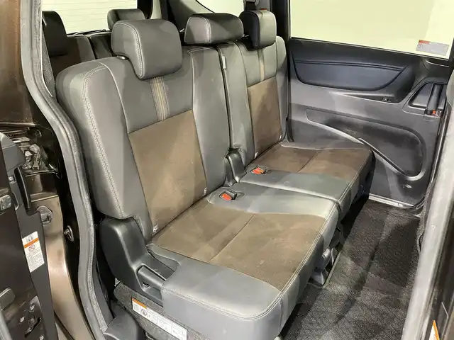 トヨタ シエンタ G クエロ 愛知県 2021(令3)年 4万km ヴィンテージブラウンパールクリスタルシャイン 純正ナビ(NSZT-W68T)/(AM/FM/DISC/フルセグTV/SD/Bluetooth/HDMI/USB)/純正フリップダウンモニター　/パノラミックビューモニター　/両側パワースライドドア　/トヨタセーフティセンス　/　　-プリクラッシュセーフティ/　　-レーンディパーチャーアラート/　　-オートマチックハイビーム/シートヒーター　/ビルトインETC/ＬＥＤヘッドライト/LEDフォグランプ　/ドライブレコーダー　/ステアリングヒーター　/クリアランスソナー/USB/HDMI端子/アイドリングストップ