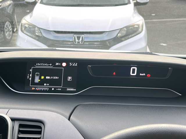 日産 セレナ ハイウェイスター V 京都府 2020(令2)年 2.7万km ブリリアントホワイトパール プロパイロット/純正ワイドナビ（AM/FM/フルセグ/SD/CD/DVD/BT）/両側パワースライドドア/アイドリングストップ/アラウンドビューモニター/ステアリングスイッチ/レーダークルーズコントロール/セーフティパック/ドアバイザー/フリップダウンモニター/純正ドラレコ/電動パーキング/ブレーキホールド/プッシュスタート/カーテンエアバック/スペアキー×１/電動格納ミラー/オートLEDヘッドライト