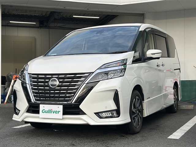 日産 セレナ ハイウェイスター V 京都府 2020(令2)年 2.7万km ブリリアントホワイトパール プロパイロット/純正ワイドナビ（AM/FM/フルセグ/SD/CD/DVD/BT）/両側パワースライドドア/アイドリングストップ/アラウンドビューモニター/ステアリングスイッチ/レーダークルーズコントロール/セーフティパック/ドアバイザー/フリップダウンモニター/純正ドラレコ/電動パーキング/ブレーキホールド/プッシュスタート/カーテンエアバック/スペアキー×１/電動格納ミラー/オートLEDヘッドライト