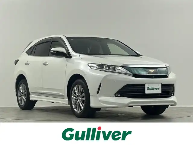 トヨタ ハリアー プレミアム 埼玉県 2017(平29)年 7万km ホワイトパールクリスタルシャイン アルパイン10インチナビ フルセグTV Bluetooth CD/DVD バックカメラ サイドカメラ レーダークルーズコントロール コーナーセンサー ハーフレザーシート パワーシート オートハイビーム