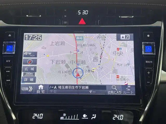 トヨタ ハリアー プレミアム 埼玉県 2017(平29)年 7万km ホワイトパールクリスタルシャイン アルパイン10インチナビ フルセグTV Bluetooth CD/DVD バックカメラ サイドカメラ レーダークルーズコントロール コーナーセンサー ハーフレザーシート パワーシート オートハイビーム