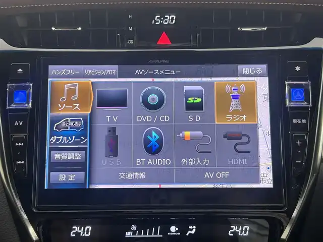 トヨタ ハリアー プレミアム 埼玉県 2017(平29)年 7万km ホワイトパールクリスタルシャイン アルパイン10インチナビ フルセグTV Bluetooth CD/DVD バックカメラ サイドカメラ レーダークルーズコントロール コーナーセンサー ハーフレザーシート パワーシート オートハイビーム