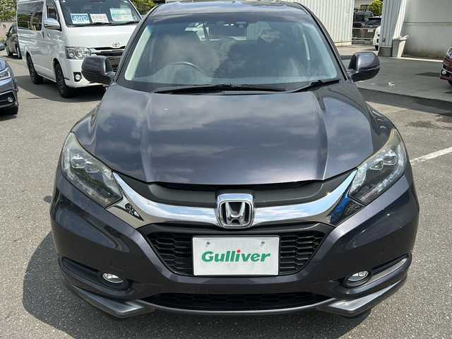 ホンダ ヴェゼル ハイブリッド X 秋田県 2015(平27)年 8.7万km ルーセブラックM ・純正ナビ/・Bluetooth/・フルセグ/・バックカメラ/・スマートキー/・クルーズコントロール/・純正フロアマット/・ETC/・ブレーキホールド