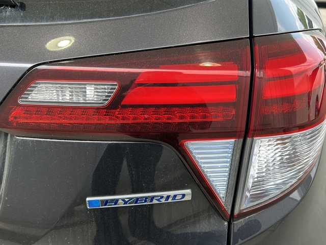 ホンダ ヴェゼル ハイブリッド X 秋田県 2015(平27)年 8.7万km ルーセブラックM ・純正ナビ/・Bluetooth/・フルセグ/・バックカメラ/・スマートキー/・クルーズコントロール/・純正フロアマット/・ETC/・ブレーキホールド