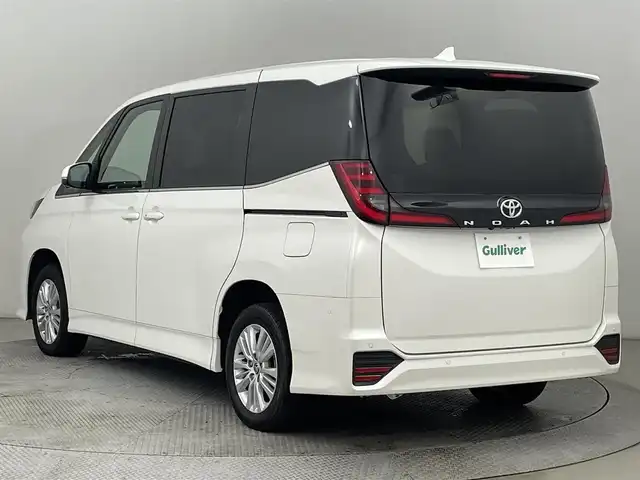 トヨタ ノア S－Z 道央・札幌 2023(令5)年 3.1万km ホワイトパールクリスタルシャイン 4WD/純正ディスプレイオーディオ/全方位モニター/パーキングアシスト/衝突軽減ブレーキ/レーンキープアシスト/レーダークルーズコントロール/前後コーナーセンサー/ブラインドスポットモニター/ETC/両側電動スライドドア（ハンズフリー付き）/ハーフレザーシート/1列目、2列目シートヒーター/ステアリングヒーター/ドライバーモニター機能/後席サンシェード/オートライト/オートマチックハイビーム/スマートキー