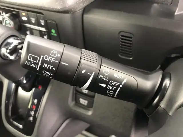 ホンダ Ｎ ＢＯＸ カスタム 愛知県 2024(令6)年 0.4万km プラチナホワイトパール ホンダ純正ギャザーズナビ/（フルセグ/ラジオ/BT）/バックカメラ/ETC/前席シートヒーター/片側パワースライドドア/追従クルーズコントロール/衝突軽減システム/横滑り防止/レーンキープアシスト/コーナーセンサー前後/ブラインドスポットモニター/フォグランプ/純正AW/スペアキー