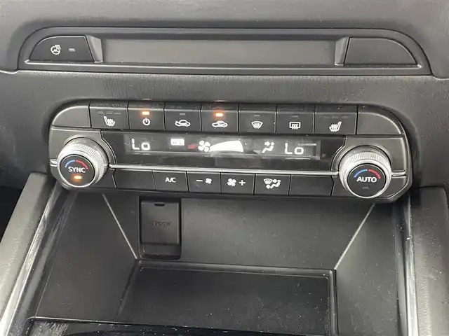 マツダ ＣＸ－５ XD ブラックトーンエディション 熊本県 2021(令3)年 5.3万km マシーングレープレミアムM シティブレーキサポート/・衝突軽減ブレーキ/・アクティブクルーズコントロール/・レーンキープアシスト/・コーナーセンサー/・ブラインドスポットモニター/・ヘッドアップディスプレイ/純正メーカーナビ/・フルセグTV/・ラジオ/BT/主要装備/・全方位カメラ/・パワーバックドア/・LEDヘッドライト/・ハーフレザーシート/・D席パワーシートメモリーシート/・レザーハンドル/・ステアリングヒーター/・パドルシフト/・ETC/・ドラレコ前後/・オートホールド