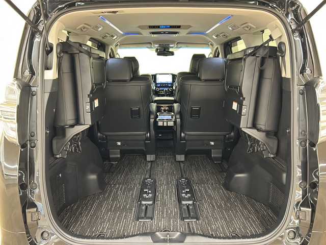 トヨタ ヴェルファイア Z Gエディション 道央・札幌 2018(平30)年 4.5万km ブラック /4WD//寒冷地仕様//LEDヘッドライト//社外製メモリナビ//社外製フルセグテレビ//バックカメラ//フリップダウンモニター//アイドリングストップ//オットマン//追従機能付きクルーズコントロール//ドアバイザー//プッシュスタート//両側パワースライドドア//パワーバックドア//ETC//レザーシート//ステアリングヒーター//純正18インチアルミホイールサマータイヤ付き