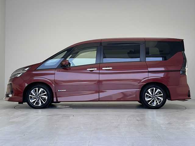日産 セレナ e－パワー ハイウェイスター V 愛知県 2019(令1)年 2.2万km マルーンレッド プロパイロット/衝突軽減システム/フリップダウンモニター/全方位カメラ/クルーズコントロール/シートヒーター/コーナーセンサー/純正アルミホイール/ブラインドスポットモニター/LEDヘッドライト/ステアリングヒーター/リアオートエアコン/ドライブレコーダー/ETC/ステアリングスイッチ/スマートキー/プッシュスタート
