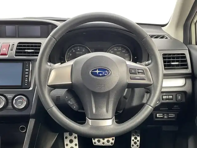 スバル インプレッサ ＸＶ 2．0i－L 新潟県 2013(平25)年 3.3万km デザートカーキ 純正ナビ/（フルセグテレビ/CD/DVD/SD/Bluetooth）/バックカメラ/プッシュスタート/スマートキー/クルーズコントロール/革巻きステアリング/オートライト/HIDライト/フロント・リアフォグランプ/パドルシフト/電動格納ミラー/ドライブ席パワーシート
