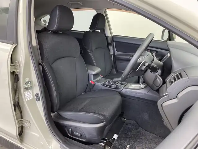スバル インプレッサ ＸＶ 2．0i－L 新潟県 2013(平25)年 3.3万km デザートカーキ 純正ナビ/（フルセグテレビ/CD/DVD/SD/Bluetooth）/バックカメラ/プッシュスタート/スマートキー/クルーズコントロール/革巻きステアリング/オートライト/HIDライト/フロント・リアフォグランプ/パドルシフト/電動格納ミラー/ドライブ席パワーシート