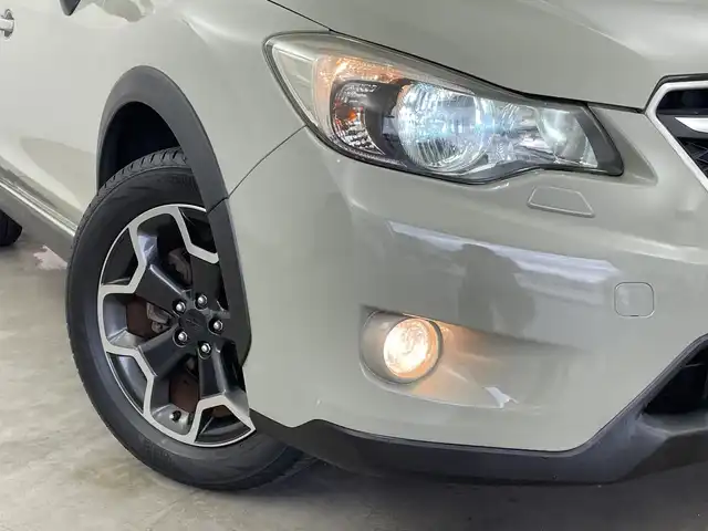スバル インプレッサ ＸＶ 2．0i－L 新潟県 2013(平25)年 3.3万km デザートカーキ 純正ナビ/（フルセグテレビ/CD/DVD/SD/Bluetooth）/バックカメラ/プッシュスタート/スマートキー/クルーズコントロール/革巻きステアリング/オートライト/HIDライト/フロント・リアフォグランプ/パドルシフト/電動格納ミラー/ドライブ席パワーシート