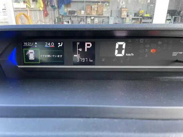 ダイハツ タント カスタム X 福岡県 2022(令4)年 3.8万km ブラックマイカメタリック 黒ハーフレザーシート/純正SDナビ/Bluetooth USB SD DVD CD/フルセグ/バックカメラ/両側パワースライドドア/シートヒーター/コーナーセンサー/レーンキープアシスト/純正14インチアルミホイール/LEDヘッドライト/スマートキー/ETC