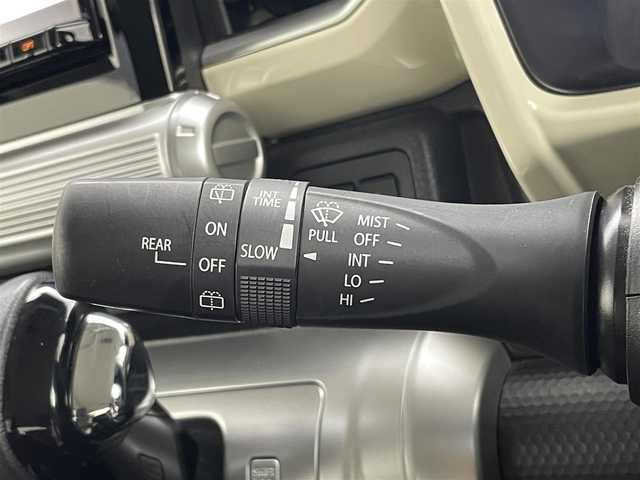スズキ クロスビー HYBRID MZ 茨城県 2022(令4)年 3.4万km キャラバンアイボリーパールメタリック/ホワイト 2トーンルーフ 純正9型ナビ/全周囲カメラ/フルセグ/衝突被害軽減ブレーキ/車線逸脱抑制装置/レーダークルーズコントロール/オートマチックハイビーム/クリアランスソナー/ETC2.0/ドラレコ/シートヒーター/純正16インチAW/LEDヘッドライト/スマートキー