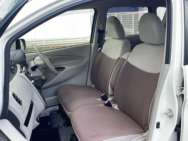 三菱 ｅＫワゴン M e－アシスト 福岡県 2016(平28)年 6.3万km ホワイト 純正オーディオ（AM/FM/CD/USB/AUX）/ドライブレコーダー（前方・品番ZDR0-022)/D席シートヒーター/アイドリングストップ/横滑り防止装置/リモコンキー/ハロゲンヘッドライト/電動格納ミラー/フロアマット/ドアバイザー/エアバッグ（運転席・助手席）/パワーステアリング/パワーウィンドウ/オートエアコン/ABS/ホイールキャップ/保証書/取扱説明書