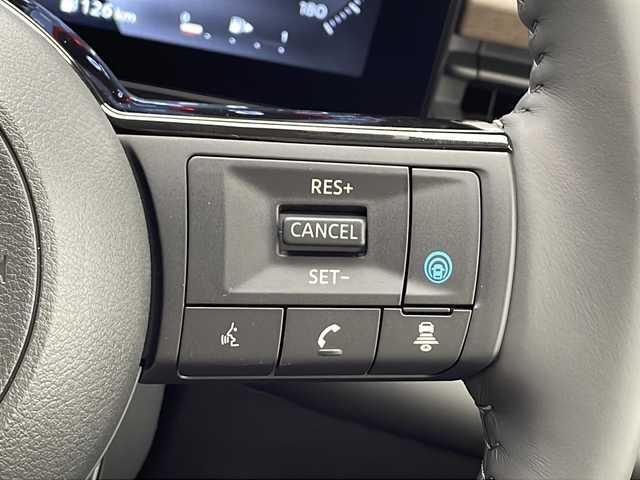 日産 セレナ e－パワー ハイウェイスター V 千葉県 2025(令7)年 0.1千km プリズムホワイト 純正ナビ/フルセグTV/全方位カメラ/衝突被害軽減ブレーキ/レーンキープアシスト/追従クルーズコントロール/BSM/LEDヘッドライト/ETC2.0/デジタルインナーミラー/フォグランプ/シートバックテーブル