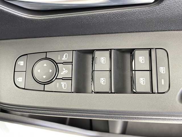 日産 セレナ e－パワー ハイウェイスター V 千葉県 2025(令7)年 0.1千km プリズムホワイト 純正ナビ/フルセグTV/全方位カメラ/衝突被害軽減ブレーキ/レーンキープアシスト/追従クルーズコントロール/BSM/LEDヘッドライト/ETC2.0/デジタルインナーミラー/フォグランプ/シートバックテーブル