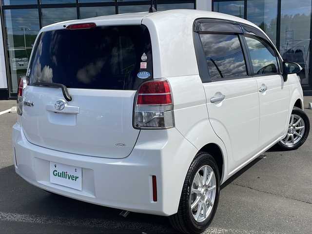 トヨタ スペイド G 道東・釧路十勝 2012(平24)年 4.1万km ホワイトパールクリスタルシャイン ・純正SDナビ/（AM・FM・Bluetooth・ワンセグ）/・バックカメラ/・ETC/・片側パワースライドドア/・衝突被害軽減ブレーキ/・シートヒーター/・オートライト/・ハロゲンヘッドライト/・スマートキー/・プッシュスタート/・電動格納ミラー/・社外15インチAW/・純正フロアマット/・ドアバイザー/・社外アルミホイール付冬タイヤ積込/・保証書/・取扱説明書