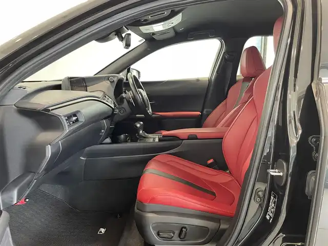 レクサス ＵＸ 250h Fスポーツ 愛知県 2020(令2)年 5.7万km グラファイトブラックガラスフレーク 赤黒レザー　/ヘッドアップディスプレイ/純正ナビ　/Ｂｌｕｅｔｏｏｔｈ　/バックカメラ　/フルセグＴＶ　/レクサスセーフティーセンス　/クルーズコントロール　/ＬＫＡ　/シートヒーター/ハンドルヒーター　/ドライブレコーダー　/ＥＴＣ2.0/パワーシート/パワーテールゲート/プッシュスタート/ウィンカーミラー/アイドリングストップ