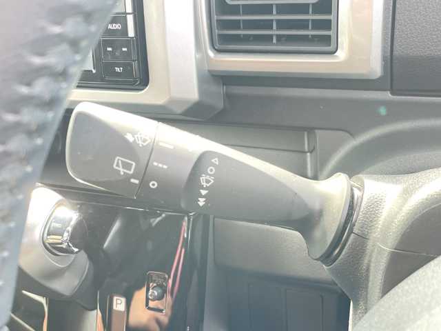 ダイハツ ウェイク G ターボ SA Ⅲ 愛知県 2018(平30)年 2.8万km オフビートカーキM SDナビ/両側パワースライドドア/バックカメラ/コーナーセンサー/純正アルミホイール/LEDヘッドライト/オートライト/ドライブレコーダー/ETC/衝突軽減システム/フルセグ/CD DVD/Bluetooth/ステアリングスイッチ/スマートキー/プッシュスタート