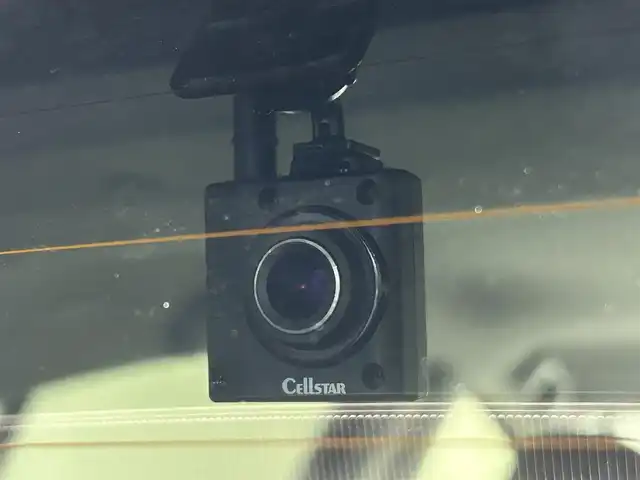 トヨタ アクア S スタイルブラック 愛知県 2019(令1)年 8.2万km ダークブルーマイカ 純正ナビ/（Bluetooth/AM/FM/CD/DVD/フルセグTV/SD）/衝突軽減ブレーキ　/LEDヘッドライト　/ETC　/バックカメラ　/ドライブレコーダー　/コーナーセンサー　/レーンキープアシスト　/レーンキープアシスト　/オートハイビーム　/プッシュスタート　/スマートキー/純正フロアマット/ミュージックサーバー/オートライト