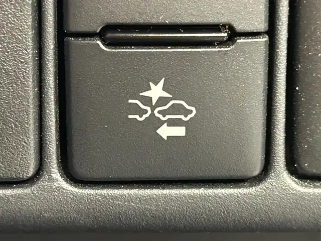 トヨタ アクア S スタイルブラック 愛知県 2019(令1)年 8.2万km ダークブルーマイカ 純正ナビ/（Bluetooth/AM/FM/CD/DVD/フルセグTV/SD）/衝突軽減ブレーキ　/LEDヘッドライト　/ETC　/バックカメラ　/ドライブレコーダー　/コーナーセンサー　/レーンキープアシスト　/レーンキープアシスト　/オートハイビーム　/プッシュスタート　/スマートキー/純正フロアマット/ミュージックサーバー/オートライト