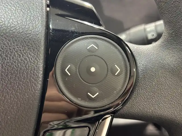 トヨタ アクア S スタイルブラック 愛知県 2019(令1)年 8.2万km ダークブルーマイカ 純正ナビ/（Bluetooth/AM/FM/CD/DVD/フルセグTV/SD）/衝突軽減ブレーキ　/LEDヘッドライト　/ETC　/バックカメラ　/ドライブレコーダー　/コーナーセンサー　/レーンキープアシスト　/レーンキープアシスト　/オートハイビーム　/プッシュスタート　/スマートキー/純正フロアマット/ミュージックサーバー/オートライト