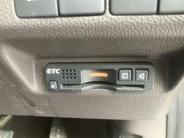 ホンダ フリード ハイブリット G ホンダセンシング 埼玉県 2017(平29)年 12.9万km コバルトブルーパール (株)IDOMが運営する【じしゃロン鳩ヶ谷店】の自社ローン専用車両になりますこちらは現金またはオートローンご利用時の価格です。自社ローンご希望の方は別途その旨お申付け下さい/純正メモリナビ(品番:VXM-175VFi)/フルセグTV/バックカメラ/アダプティブクルーズコントロール/衝突軽減ブレーキ/路外逸脱抑制機能/車線維持支援システム/ワイパーデアイサー/プッシュスタート/両側パワースライドドア/ビルトインETC/純正LEDヘッドライト/スマートキー/スペアキー1本/DVD再生機能付