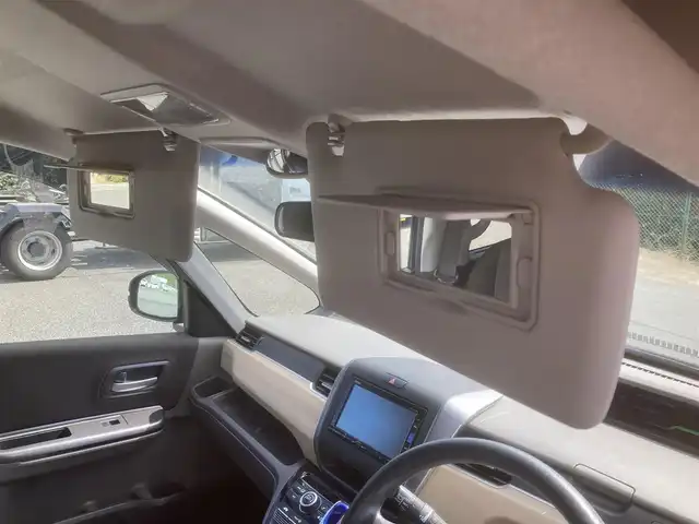 ホンダ フリード ハイブリット G ホンダセンシング 埼玉県 2017(平29)年 12.9万km コバルトブルーパール (株)IDOMが運営する【じしゃロン鳩ヶ谷店】の自社ローン専用車両になりますこちらは現金またはオートローンご利用時の価格です。自社ローンご希望の方は別途その旨お申付け下さい/純正メモリナビ(品番:VXM-175VFi)/フルセグTV/バックカメラ/アダプティブクルーズコントロール/衝突軽減ブレーキ/路外逸脱抑制機能/車線維持支援システム/ワイパーデアイサー/プッシュスタート/両側パワースライドドア/ビルトインETC/純正LEDヘッドライト/スマートキー/スペアキー1本/DVD再生機能付