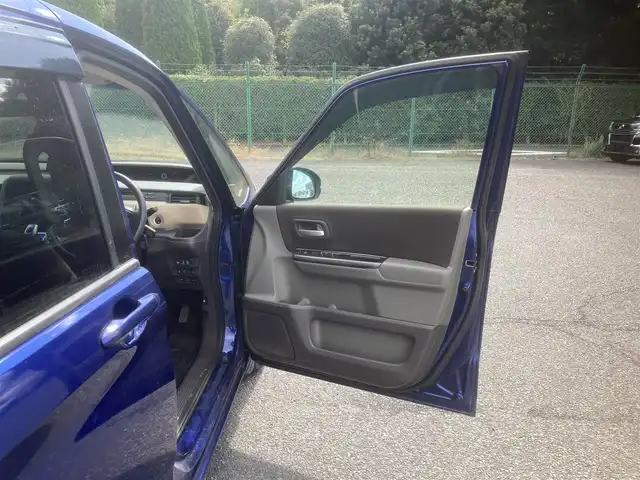 ホンダ フリード ハイブリット G ホンダセンシング 埼玉県 2017(平29)年 12.9万km コバルトブルーパール (株)IDOMが運営する【じしゃロン鳩ヶ谷店】の自社ローン専用車両になりますこちらは現金またはオートローンご利用時の価格です。自社ローンご希望の方は別途その旨お申付け下さい/純正メモリナビ(品番:VXM-175VFi)/フルセグTV/バックカメラ/アダプティブクルーズコントロール/衝突軽減ブレーキ/路外逸脱抑制機能/車線維持支援システム/ワイパーデアイサー/プッシュスタート/両側パワースライドドア/ビルトインETC/純正LEDヘッドライト/スマートキー/スペアキー1本/DVD再生機能付