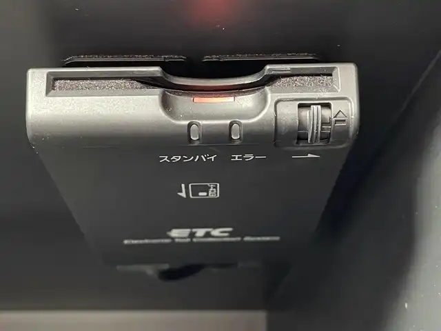 日産 ノート e－パワー X 福岡県 2018(平30)年 3万km ブリリアントシルバー 純正ナビ　/全周囲カメラ　/デジタルインナーミラー　/フルセグＴＶ　/衝突軽減ブレーキ　/車線逸脱防止　/ＣＤ／ＤＶＤ　/ヘッドライトレベライザー　/電格ミラー　/スマートキー／プッシュスタート /ドライブモードセレクト