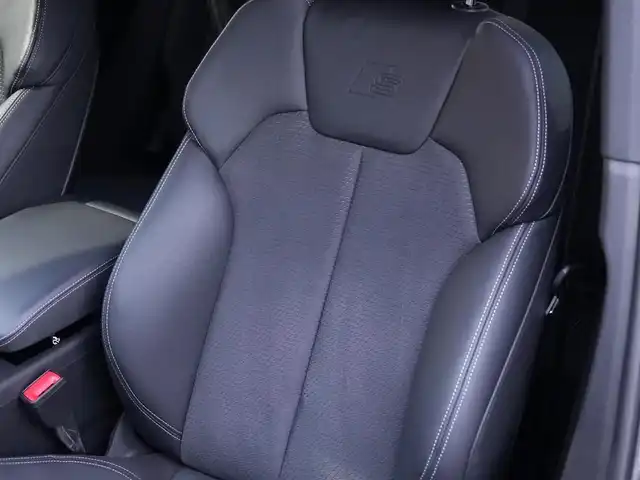 アウディ アウディ Ｑ５ 40TDIクワトロ Sライン 静岡県 2022(令4)年 1万km クワンタムグレー Sラインパッケージ/ブラックスタイリングパッケージ/マトリクスLEDヘッドライト/MMIナビゲーションBluetoothCarplay対応/サラウンドカメラ/Audyプレセンス軽減ブレーキACC/レーンアシスト　サイドアシスト/バーチャルコクピット/ハーフレザーシートシートヒーター/前席パワーシート/パワーバックドア/リヤガラスフィルム施工/前後ドライブレコーダー/DSRCETC