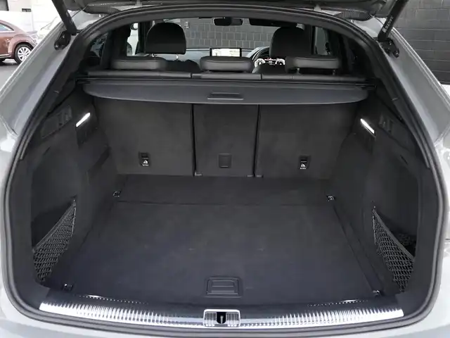 アウディ アウディ Ｑ５ 40TDIクワトロ Sライン 静岡県 2022(令4)年 1万km クワンタムグレー Sラインパッケージ/ブラックスタイリングパッケージ/マトリクスLEDヘッドライト/MMIナビゲーションBluetoothCarplay対応/サラウンドカメラ/Audyプレセンス軽減ブレーキACC/レーンアシスト　サイドアシスト/バーチャルコクピット/ハーフレザーシートシートヒーター/前席パワーシート/パワーバックドア/リヤガラスフィルム施工/前後ドライブレコーダー/DSRCETC
