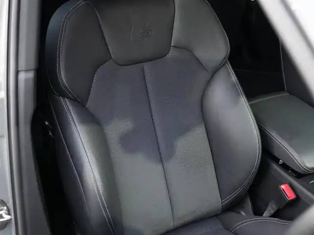 アウディ アウディ Ｑ５ 40TDIクワトロ Sライン 静岡県 2022(令4)年 1万km クワンタムグレー Sラインパッケージ/ブラックスタイリングパッケージ/マトリクスLEDヘッドライト/MMIナビゲーションBluetoothCarplay対応/サラウンドカメラ/Audyプレセンス軽減ブレーキACC/レーンアシスト　サイドアシスト/バーチャルコクピット/ハーフレザーシートシートヒーター/前席パワーシート/パワーバックドア/リヤガラスフィルム施工/前後ドライブレコーダー/DSRCETC