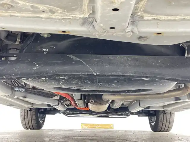 ダイハツ ロッキー プレミアム G HEV 愛知県 2022(令4)年 7.4万km ブラックマイカメタリック/シャイニングホワイトパール 純正９インチナビ/（CD/DVD/Bluetooth/フルセグTV/USB）/バックカメラ/スマートアシスト/・衝突軽減ブレーキ/・レーンキープアシスト/・オートマチックハイビーム/・レーダークルーズコントロール/・クリアランスソナー/・先行車発進お知らせ機能/前後ドライブレコーダー/ETC/ハーフレザーシート/シートヒーター/純正17インチアルミホイール/スマートキー/プッシュスタート/LEDヘッドライト/フロントフォグランプ/純正フロアマット/横滑り防止装置/電動格納ミラー