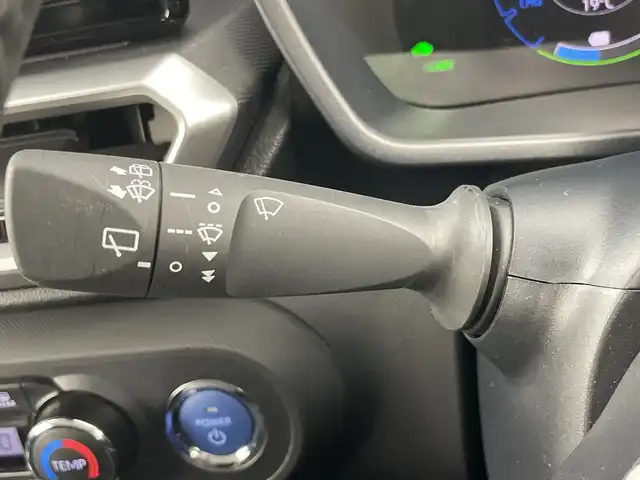 ダイハツ ロッキー プレミアム G HEV 愛知県 2022(令4)年 7.4万km ブラックマイカメタリック/シャイニングホワイトパール 純正９インチナビ/（CD/DVD/Bluetooth/フルセグTV/USB）/バックカメラ/スマートアシスト/・衝突軽減ブレーキ/・レーンキープアシスト/・オートマチックハイビーム/・レーダークルーズコントロール/・クリアランスソナー/・先行車発進お知らせ機能/前後ドライブレコーダー/ETC/ハーフレザーシート/シートヒーター/純正17インチアルミホイール/スマートキー/プッシュスタート/LEDヘッドライト/フロントフォグランプ/純正フロアマット/横滑り防止装置/電動格納ミラー