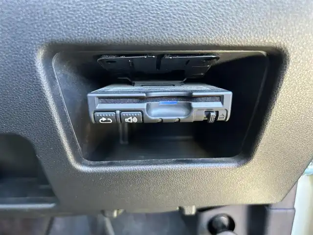 ダイハツ タント カスタム RS トップED SA Ⅲ 愛知県 2017(平29)年 2.8万km パールホワイトⅢ ワンオーナー車　/純正ナビ　/ＤＴＶ　/Ｂカメラ　/スマートアシストIII　/レーンキープ　/両側パワースライドドア　/ＥＴＣ　/ドライブレコーダー　/ハーフレザー　/ＬＥＤヘッドライト