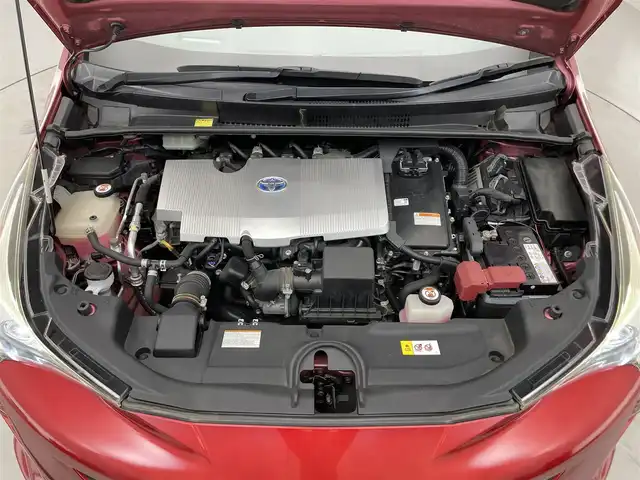 トヨタ プリウス A ツーリングセレクション 滋賀県 2016(平28)年 4.1万km パール 社外エアロ/LEDヘッドライト/コーナーセンサー/ブラインドスポットモニター/パーキングアシスト/ドラレコ/追従クルーズコントロール/シートヒーター/バックカメラ/Bluetooth/電動格納ミラー/衝突軽減/純正17インチAW