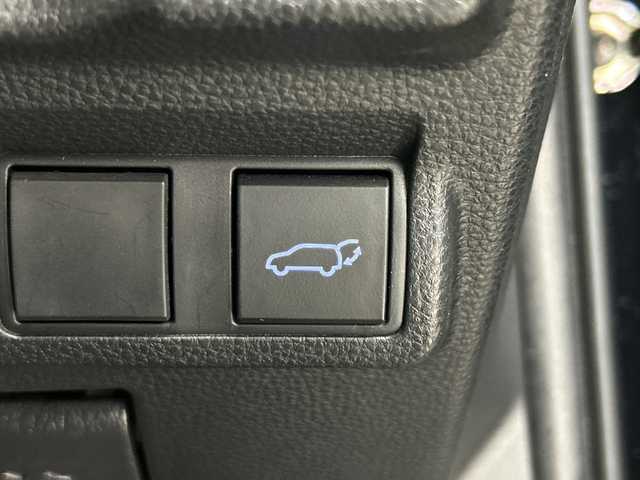 トヨタ カローラ クロス ハイブリッド Z 三重県 2021(令3)年 3.5万km アティチュードブラックマイカ /禁煙車//純正9インチDAナビ/（BT.USB.フルセグTV.Miracast）//全方位カメラ//ToyotaSaftySense/・PCS/・LTA/・BSM/・RSA/・RCTA//クリアランスソナー//レーダークルーズコントロール//パワーバックドア//ビルトインETC//シートヒーター//ステアリングヒーター//スタッドレスタイヤ積込（ホイール付）