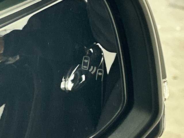 トヨタ カローラ クロス ハイブリッド Z 三重県 2021(令3)年 3.5万km アティチュードブラックマイカ /禁煙車//純正9インチDAナビ/（BT.USB.フルセグTV.Miracast）//全方位カメラ//ToyotaSaftySense/・PCS/・LTA/・BSM/・RSA/・RCTA//クリアランスソナー//レーダークルーズコントロール//パワーバックドア//ビルトインETC//シートヒーター//ステアリングヒーター//スタッドレスタイヤ積込（ホイール付）