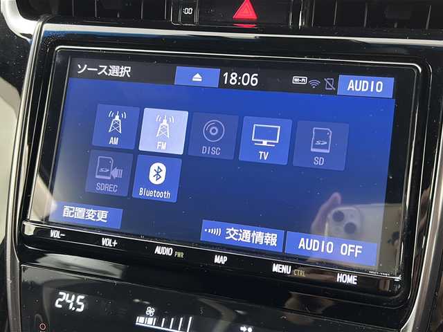 トヨタ ハリアー エレガンス GRスポーツ 宮城県 2018(平30)年 6.3万km ブラック 禁煙車/トヨタセーフティーセンス/・プリクラッシュセーフティーシステム/・レーンディバ―チャーアラート/・オートマチックハイビーム/・レーダークルーズコントロール/純正9インチナビ/（BT.AM.FM.CD.SD）/バックカメラ/フルセグテレビ/ビルトインETC/純正ドライブレコーダー（F）/電動パーキングブレーキ/AUTOHOLD/LEDヘッドライト/LEDフォグランプ/革巻きステアリング/ステアリングスイッチ/プッシュスタート/スマートキー/ハーフレザーシート/純正フロアマット/純正ドアバイザー/純正19インチアルミホイール/アイドリングストップ/横滑り防止機能