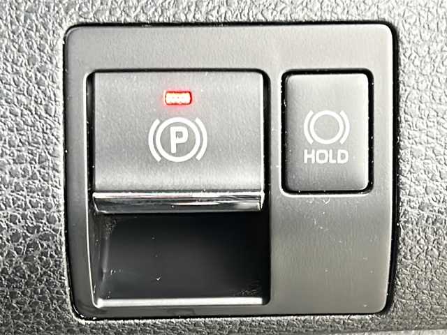 トヨタ ハリアー エレガンス GRスポーツ 宮城県 2018(平30)年 6.3万km ブラック 禁煙車/トヨタセーフティーセンス/・プリクラッシュセーフティーシステム/・レーンディバ―チャーアラート/・オートマチックハイビーム/・レーダークルーズコントロール/純正9インチナビ/（BT.AM.FM.CD.SD）/バックカメラ/フルセグテレビ/ビルトインETC/純正ドライブレコーダー（F）/電動パーキングブレーキ/AUTOHOLD/LEDヘッドライト/LEDフォグランプ/革巻きステアリング/ステアリングスイッチ/プッシュスタート/スマートキー/ハーフレザーシート/純正フロアマット/純正ドアバイザー/純正19インチアルミホイール/アイドリングストップ/横滑り防止機能