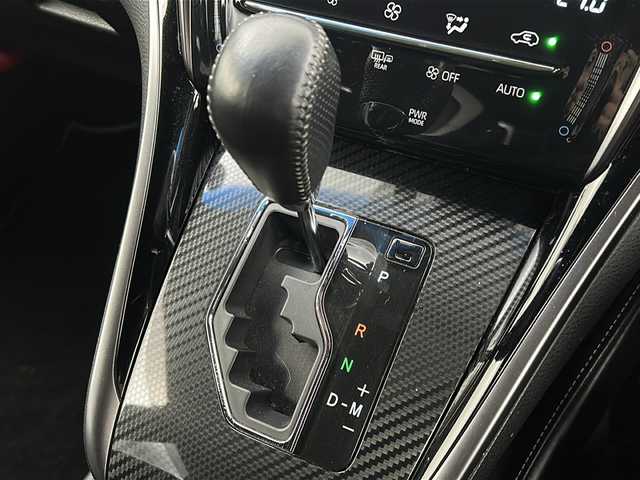 トヨタ ハリアー エレガンス GRスポーツ 宮城県 2018(平30)年 6.3万km ブラック 禁煙車/トヨタセーフティーセンス/・プリクラッシュセーフティーシステム/・レーンディバ―チャーアラート/・オートマチックハイビーム/・レーダークルーズコントロール/純正9インチナビ/（BT.AM.FM.CD.SD）/バックカメラ/フルセグテレビ/ビルトインETC/純正ドライブレコーダー（F）/電動パーキングブレーキ/AUTOHOLD/LEDヘッドライト/LEDフォグランプ/革巻きステアリング/ステアリングスイッチ/プッシュスタート/スマートキー/ハーフレザーシート/純正フロアマット/純正ドアバイザー/純正19インチアルミホイール/アイドリングストップ/横滑り防止機能