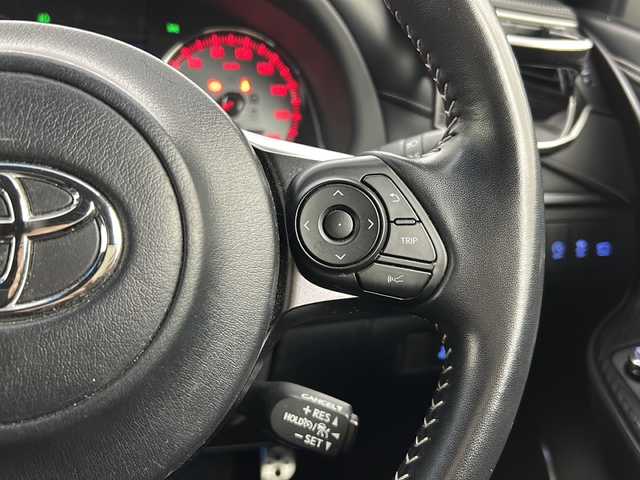 トヨタ ハリアー エレガンス GRスポーツ 宮城県 2018(平30)年 6.3万km ブラック 禁煙車/トヨタセーフティーセンス/・プリクラッシュセーフティーシステム/・レーンディバ―チャーアラート/・オートマチックハイビーム/・レーダークルーズコントロール/純正9インチナビ/（BT.AM.FM.CD.SD）/バックカメラ/フルセグテレビ/ビルトインETC/純正ドライブレコーダー（F）/電動パーキングブレーキ/AUTOHOLD/LEDヘッドライト/LEDフォグランプ/革巻きステアリング/ステアリングスイッチ/プッシュスタート/スマートキー/ハーフレザーシート/純正フロアマット/純正ドアバイザー/純正19インチアルミホイール/アイドリングストップ/横滑り防止機能