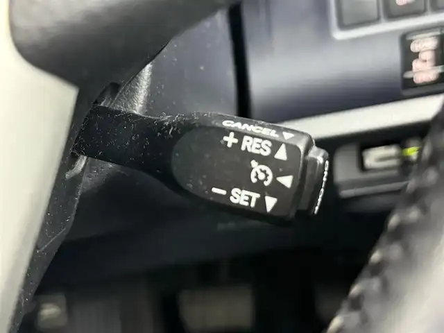 トヨタ ヴォクシー V 愛知県 2014(平26)年 8.4万km ブラッキッシュアゲハガラスフレーク 純正7インチナビ/バックカメラ/フルセグTV/モデリスタエアロ/横滑り防止装置/オートライト/LEDヘッドライト/フォグランプ/片側パワースライドドア/前後ドライブレコーダー/ETC/自動防眩式ミラー/純正AW/純正フロアマット/プッシュスタート/スマートキー