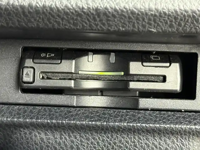 トヨタ ヴォクシー V 愛知県 2014(平26)年 8.4万km ブラッキッシュアゲハガラスフレーク 純正7インチナビ/バックカメラ/フルセグTV/モデリスタエアロ/横滑り防止装置/オートライト/LEDヘッドライト/フォグランプ/片側パワースライドドア/前後ドライブレコーダー/ETC/自動防眩式ミラー/純正AW/純正フロアマット/プッシュスタート/スマートキー